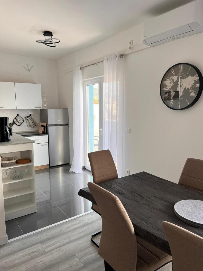 Apartment Lena Baška Voda Esterno foto