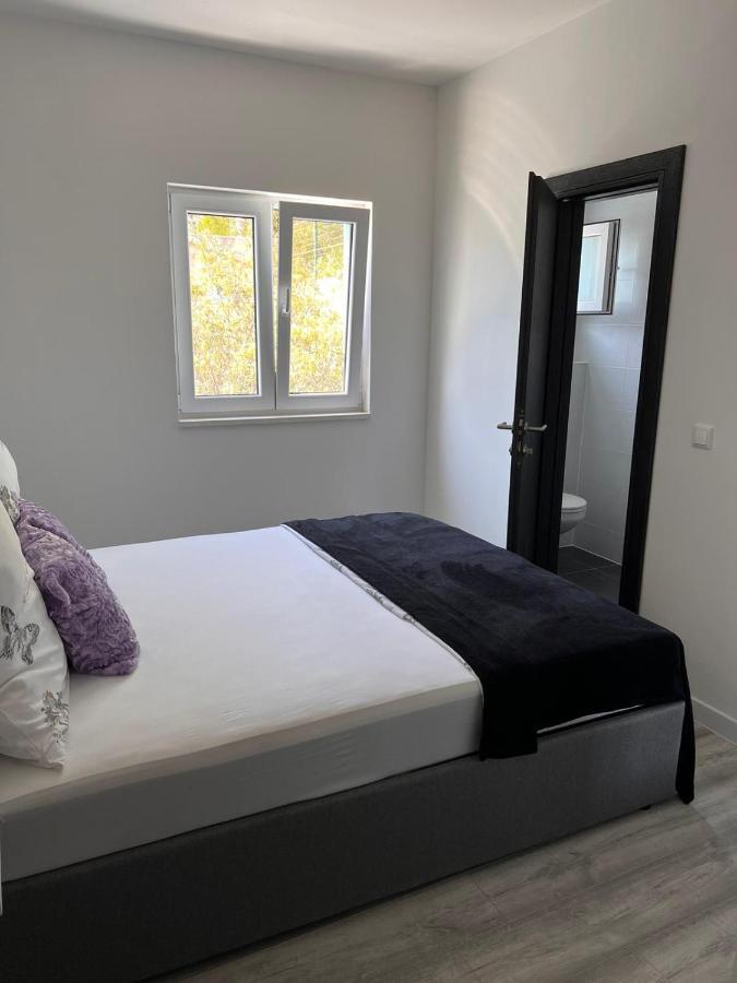 Apartment Lena Baška Voda Esterno foto